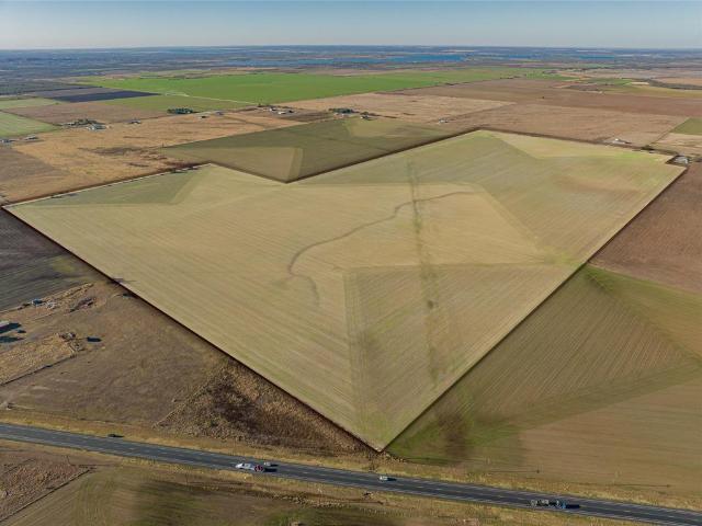 Land for sale in Taylor, Texas