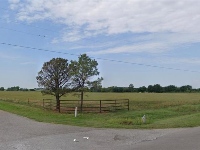 Land for sale in Duncan
