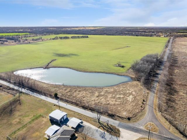 Land for sale in Southmayd, Texas