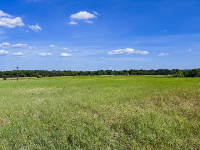 Land for sale in Lockhart, Texas