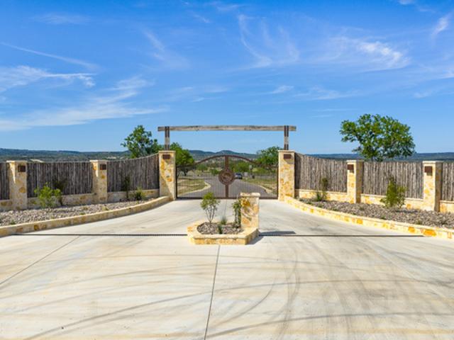 Farm for sale in Kendall, Texas