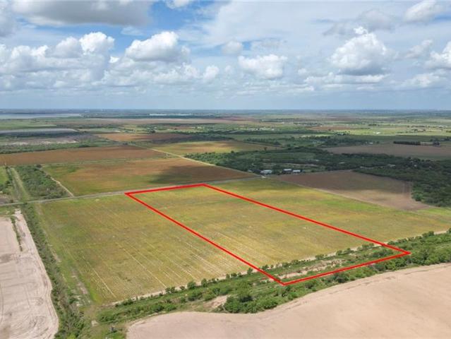 Land for sale in Lasara