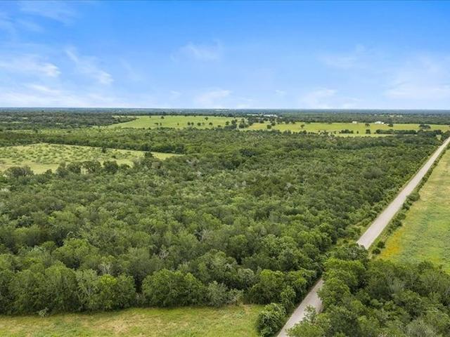 Land for sale in Waelder, Texas