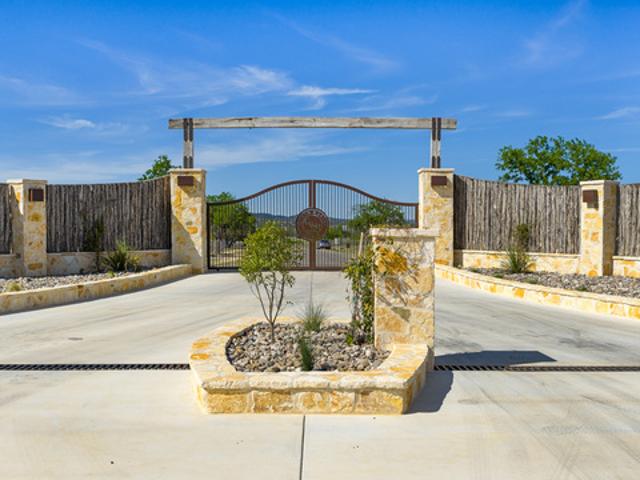 Farm for sale in Kendall, Texas