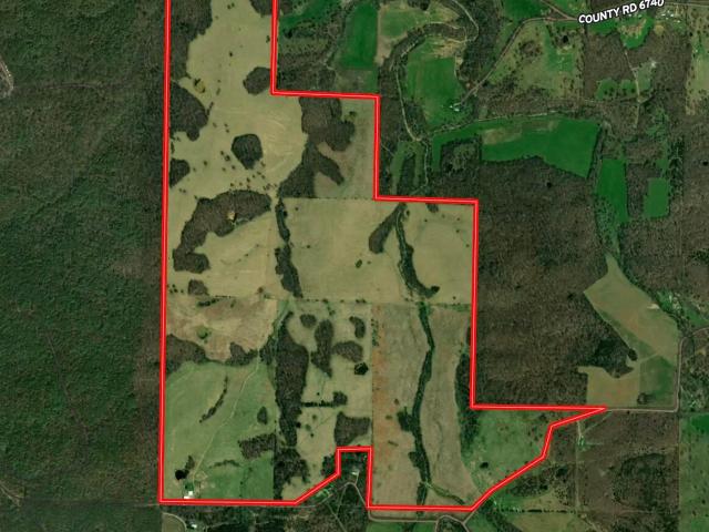 Farm for sale in Howell, Missouri