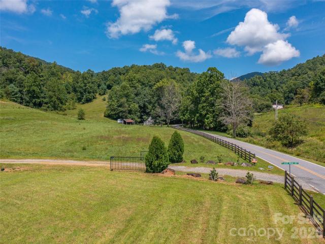 Land for sale in Yancey, North Carolina