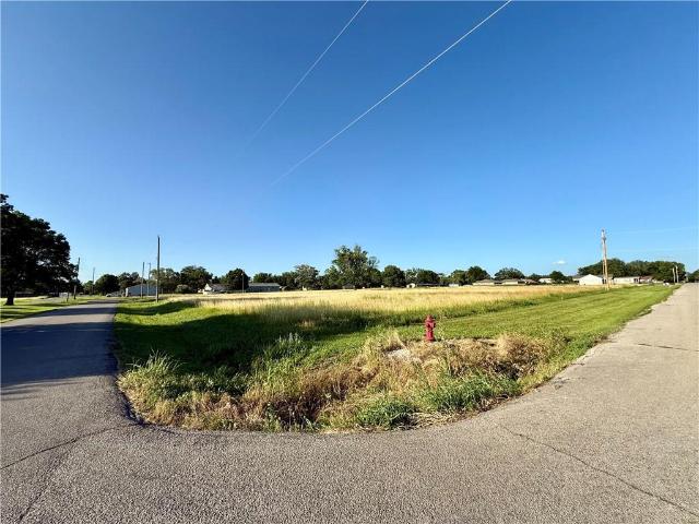 Land for sale in Cherryvale