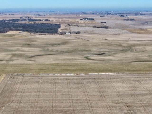 Land for sale in Guthrie, Iowa