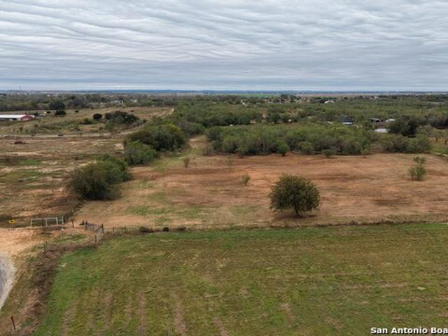 Land for sale in Lytle, Texas