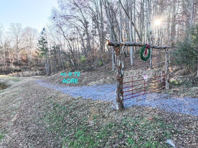 Land for sale in Surgoinsville, East Tennessee