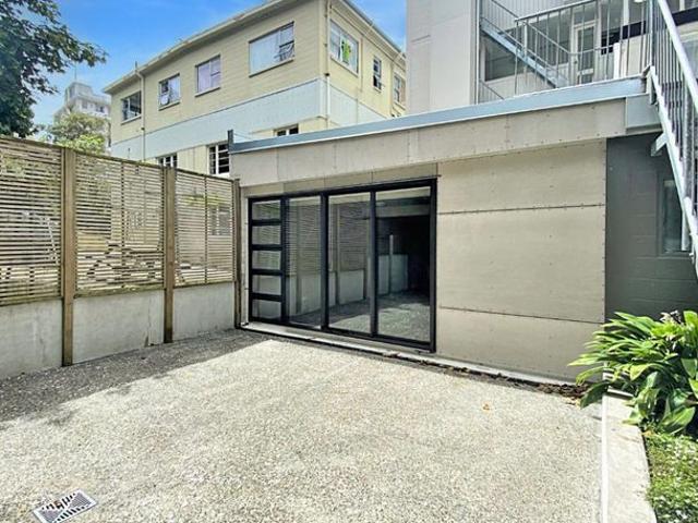 Apartment for rent in Crofton Downs, Wellington