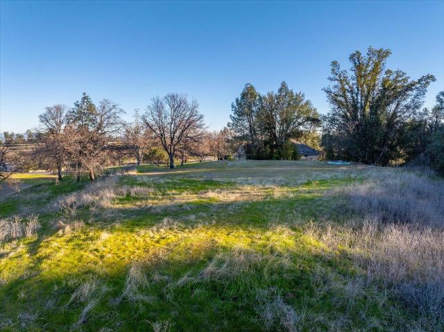 Land for sale in Redding