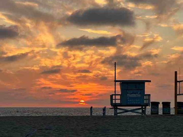 Apartment for rent in Hermosa Beach, California