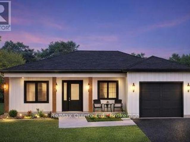House for sale in Ontario