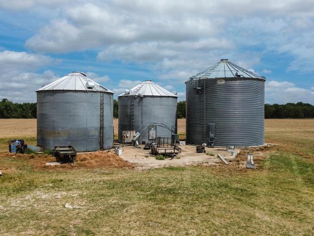 House for sale in Ark
