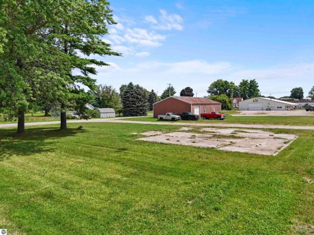 Commercial for sale in Mc Bain, Michigan