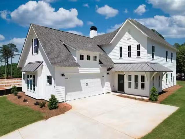 House for sale in Auburn
