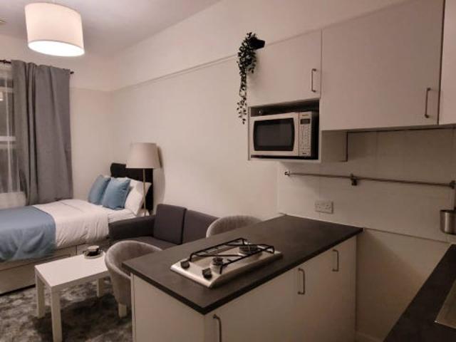 Studio for rent in London Borough of Ealing, Greater London