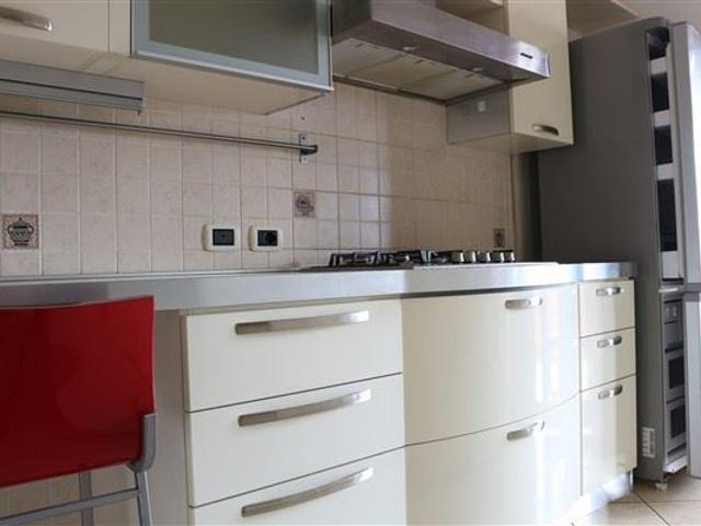 Appartamento in affitto a Cisterna Di Latina, Lazio