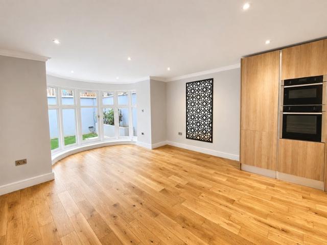 Apartment for rent in London Borough of Ealing, Greater London