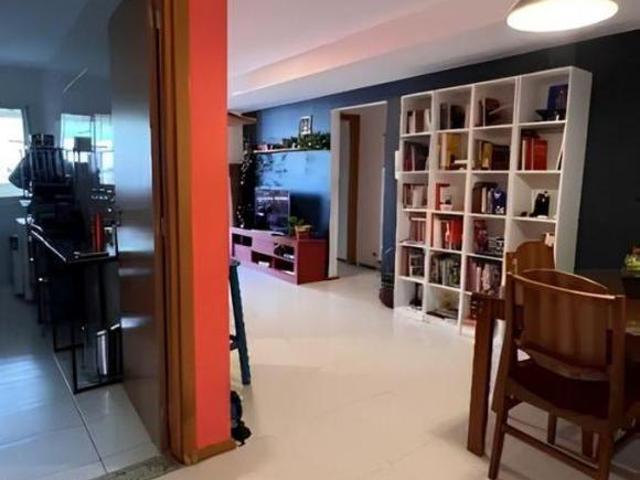 Apartamento venda em Região Geográfica Imediata do Distrito Federal, Região Integrada de Desenvolvimento do Distrito Federal e Entorno