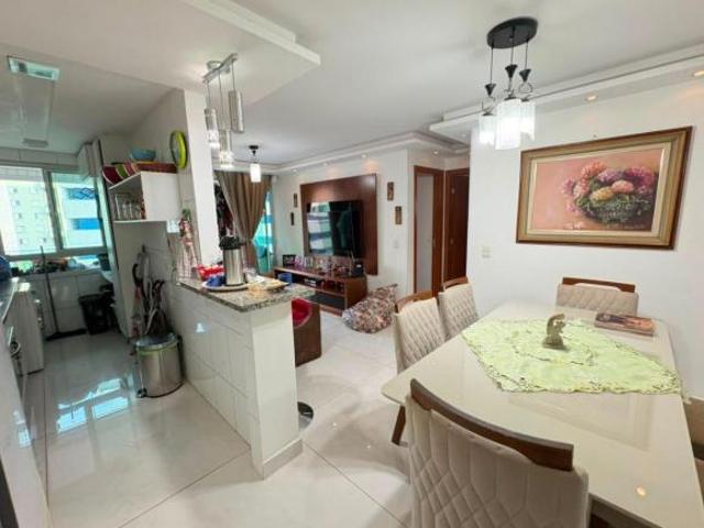 Apartamento venda em Região Geográfica Imediata do Distrito Federal, Região Integrada de Desenvolvimento do Distrito Federal e Entorno