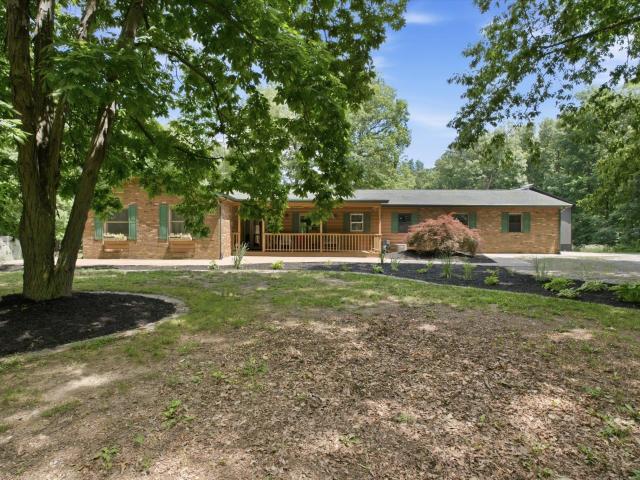 House for sale in Ashley, Indiana