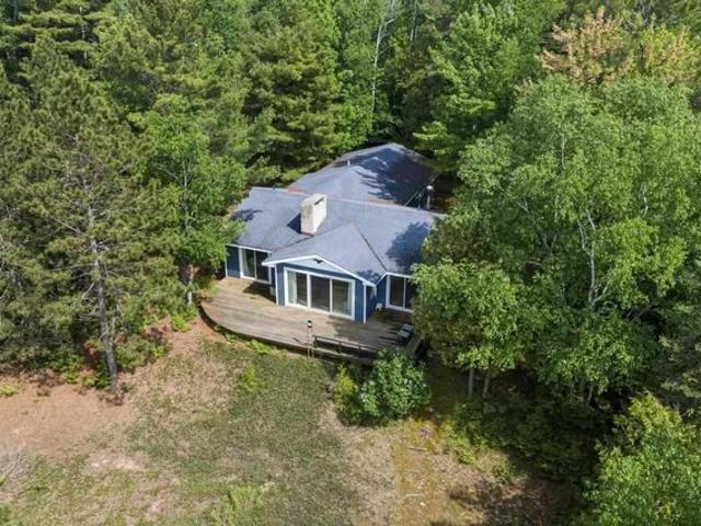 House for sale in Charlevoix, Michigan