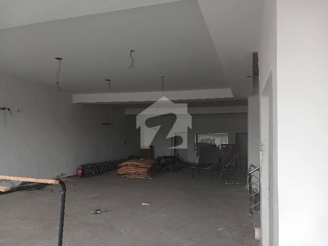 Building for rent in لاہور, لاہور ڈویژن