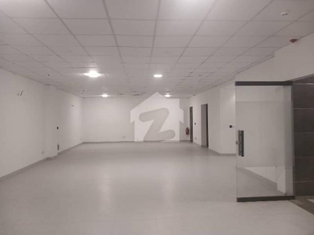 Building for rent in لاہور, لاہور ڈویژن
