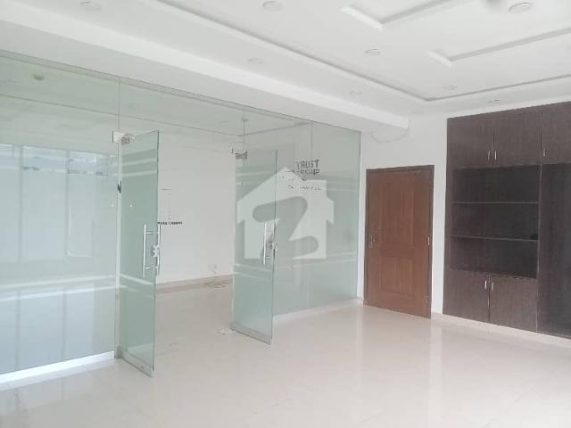 Office for rent in Rawalpindi, Islamabad Capital Territory