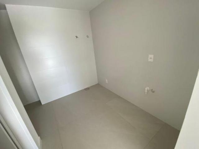 Apartamento venda em Região Geográfica Imediata do Distrito Federal, Região Integrada de Desenvolvimento do Distrito Federal e Entorno