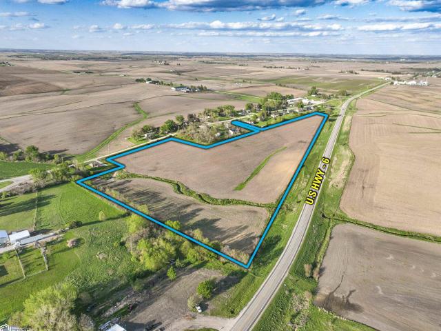Farm for sale in Newton, Iowa