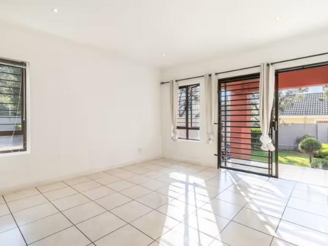 Apartment for sale in Craigavon, Randburg