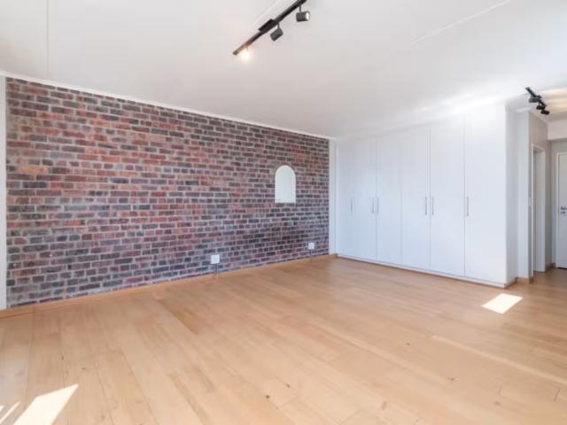 Apartment for rent in Woodstock, Cape Town