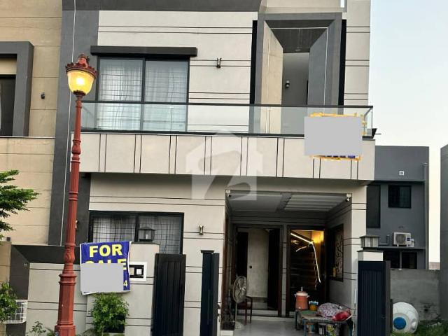 House for sale in لاہور, لاہور ڈویژن