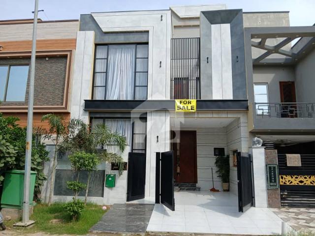 House for sale in لاہور, لاہور ڈویژن