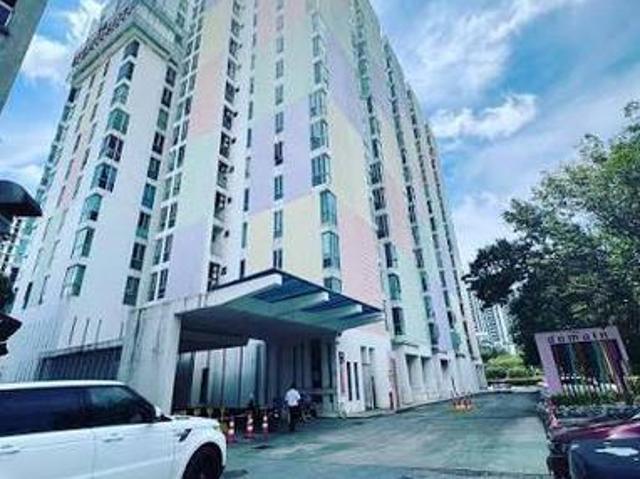 Serviced Residence for sale in Tanjong Sepat, Selangor