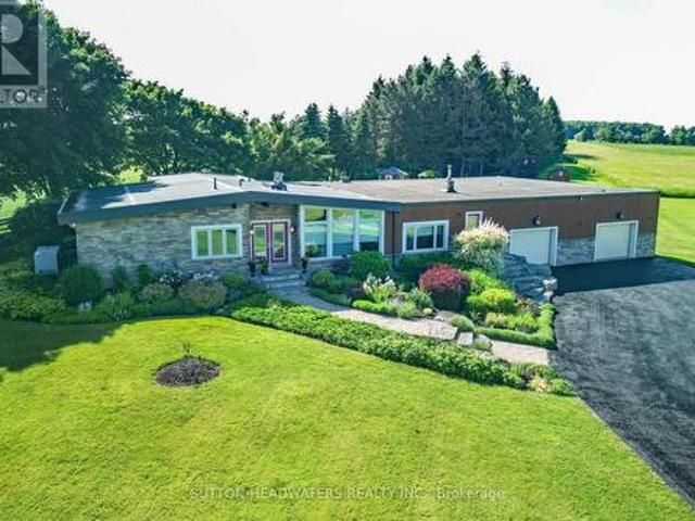 House for sale in Dufferin, Ontario