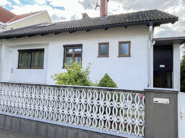 Haus kaufen in Wiener Neustadt, Niederösterreich