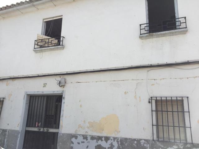 Piso en venta en Moriles
