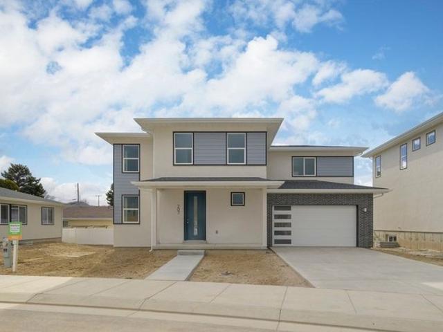House for sale in Murray, Utah