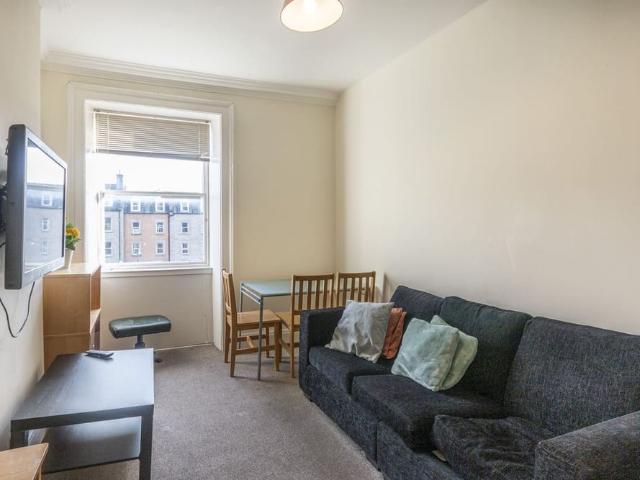 Apartment for rent in Southside, Scotland