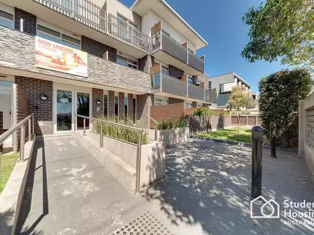 Apartment for rent in Burwood