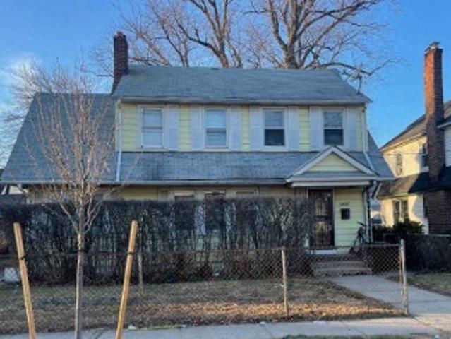 Property for sale in Queens, Arverne