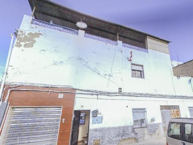 Piso en venta en Puente Genil, Andalucía