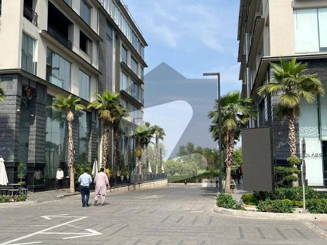 Building for sale in Lahore, Punjab