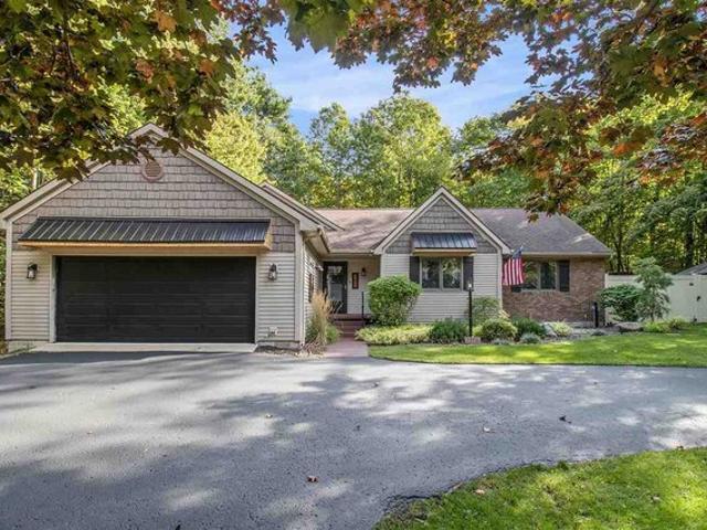 House for sale in Charlevoix, Michigan