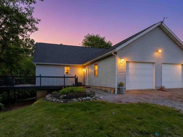 House for sale in Jackson Center, Ohio