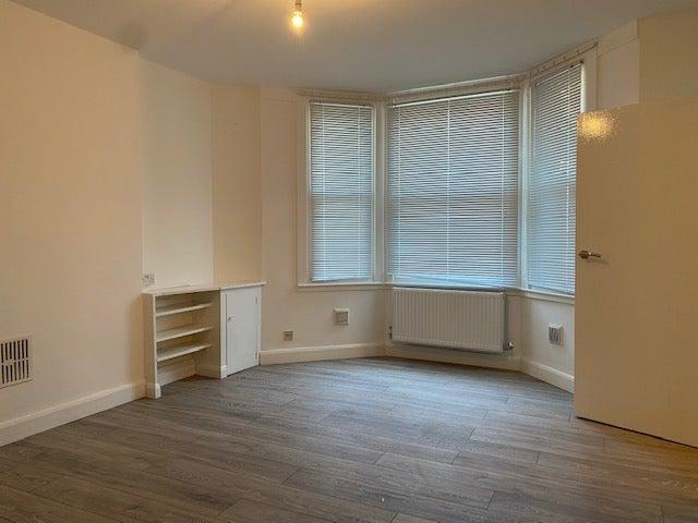 Apartment for rent in West Kensington, Greater London